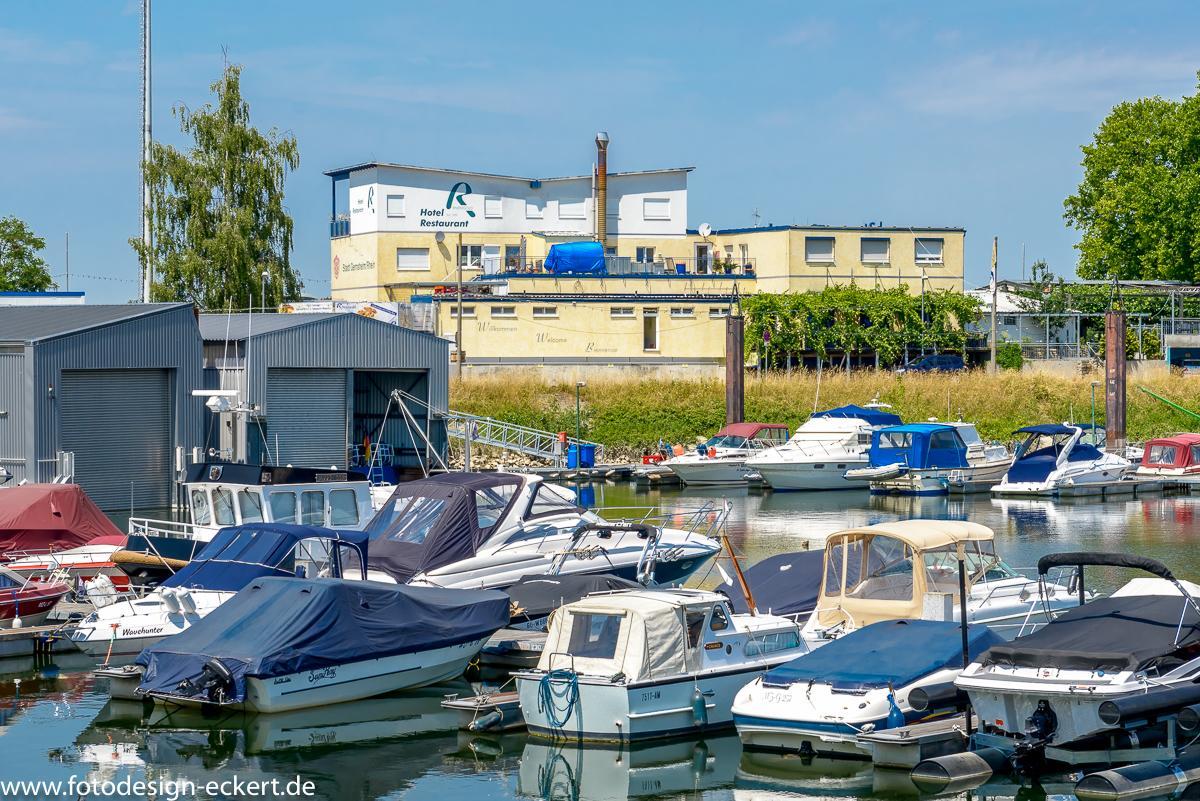 Hotel Rheingold Гернсхайм Экстерьер фото